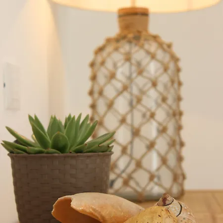 فندق مبيت وإفطار Fra Lu Mari 3*