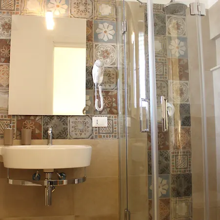 فندق مبيت وإفطار Fra Lu Mari سان فيتو لو كابو